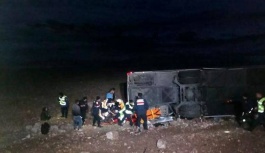 Afyon'da feci kaza: 8 ölü, 35 yaralı